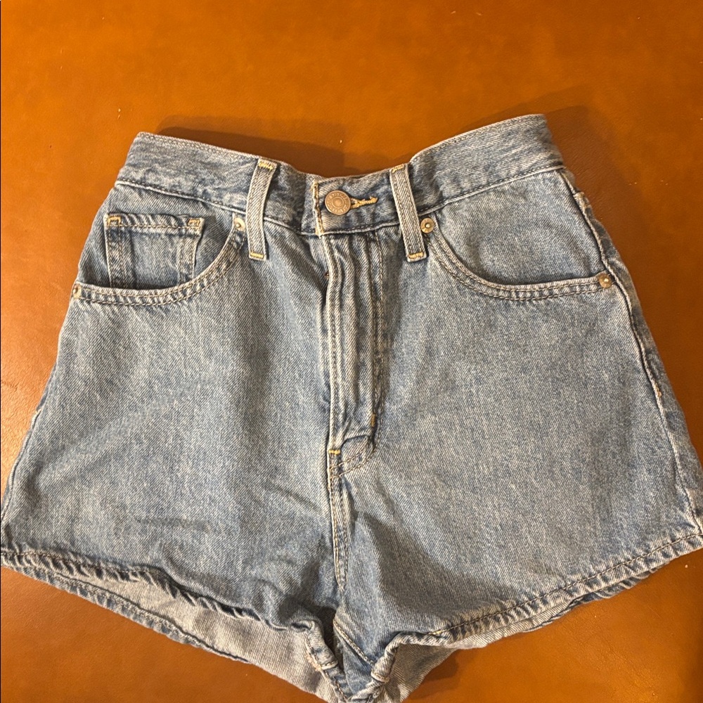 LEVI High-Waisted Denim Shorts